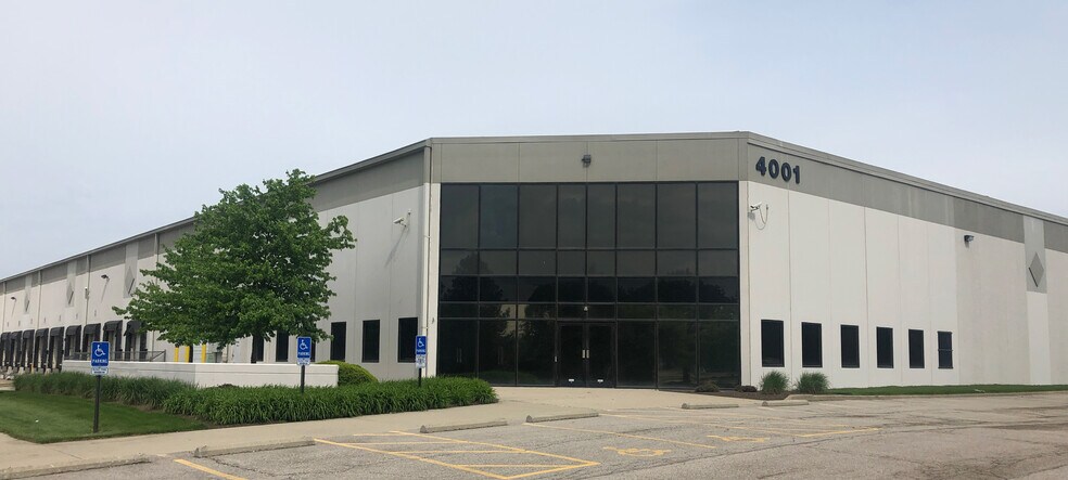 More Photos Of 4001 Gantz Rd, Grove City Distribution For Lease