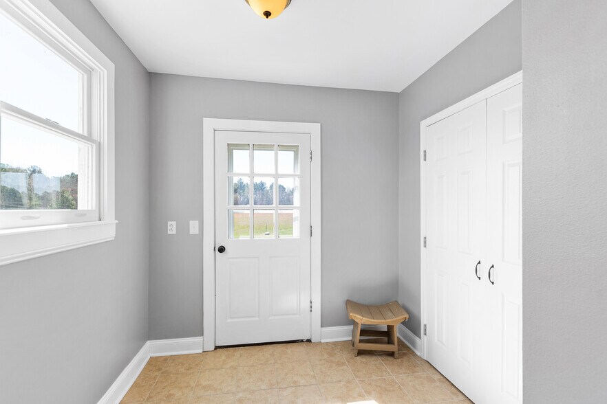 More Photos Of 3200 Bliss Trail, Stem Lodge Meeting Hall For Sale