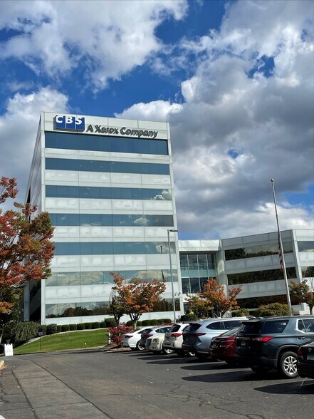 More Photos Of 100 Great Meadow Rd, Wethersfield Office For Lease