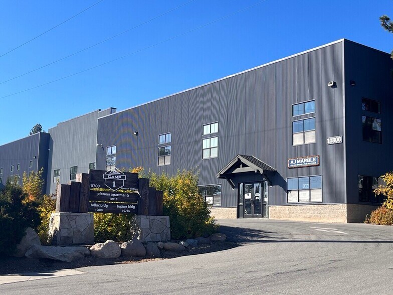 More Photos Of 10925 Pioneer Trail Rd, Truckee Office For Lease