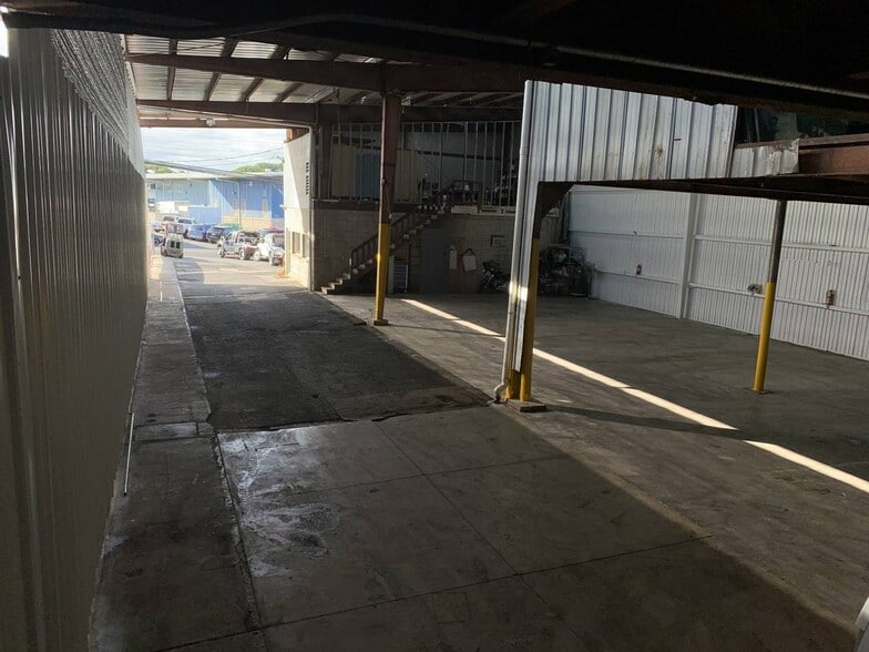 More Photos Of 655 Mapunapuna St, Honolulu Warehouse For Lease