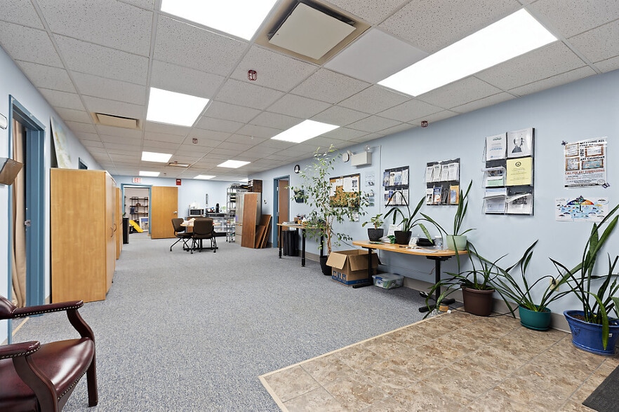 More Photos Of 219 Capitol St, Augusta Office For Lease