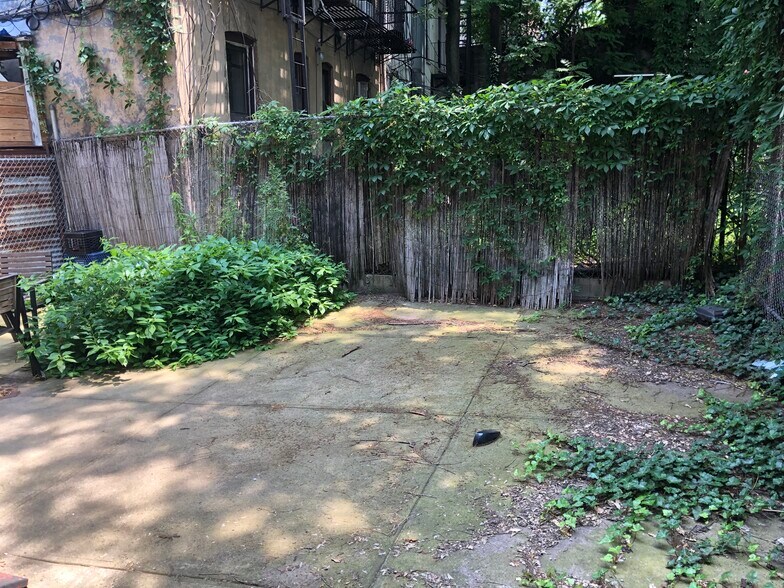 More Photos Of 257 3rd Ave, Brooklyn Apartments For Lease