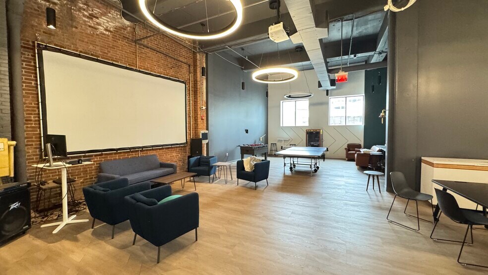 More Photos Of 100 Cambridge St, Charlestown Light Manufacturing For Lease