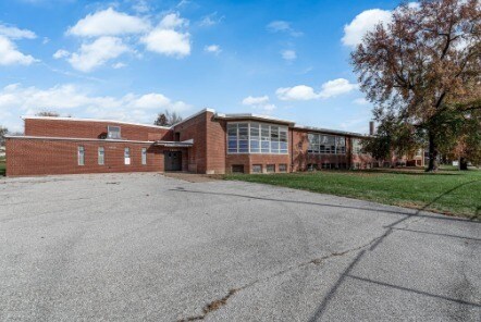 More Photos Of 9707 Chicago Heights Blvd, Saint Louis Specialty For Sale