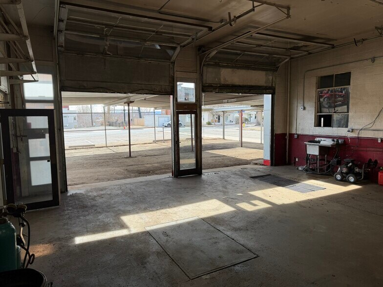 More Photos Of 7711 Grandview Ave, Arvada Freestanding For Sale