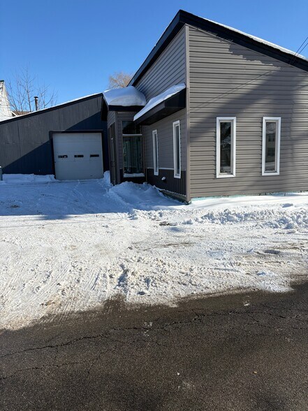 More Photos Of 116 Lake Ave, Buffalo Office For Lease