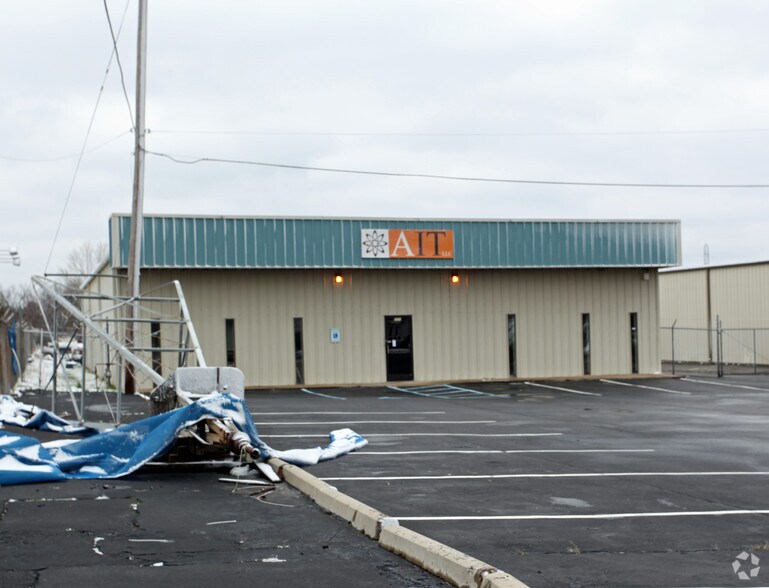 More Photos Of 5101 Wilfong Rd, Memphis Warehouse For Lease
