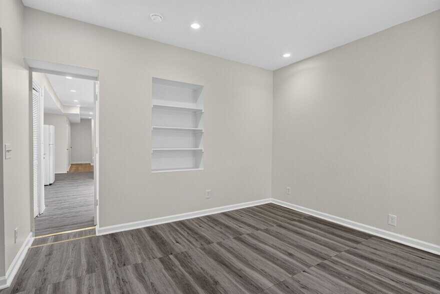 More Photos Of 1908 M St NE, Washington Apartments For Sale