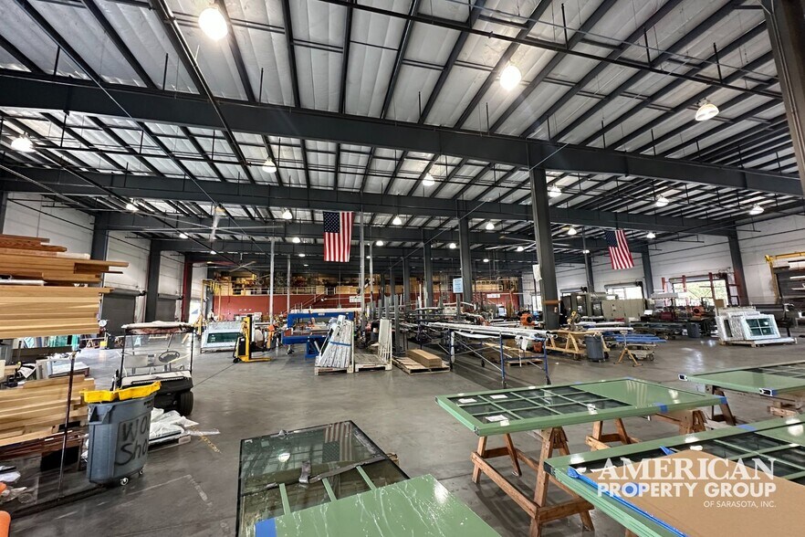 More Photos Of 2200 Murphy Ct, North Port Warehouse For Lease