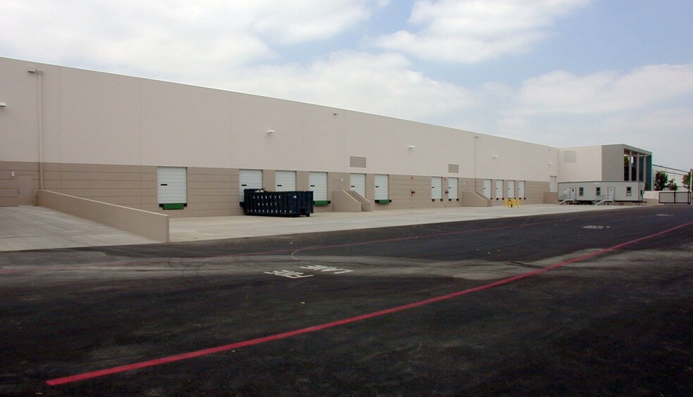 More Photos Of 9570 Santa Anita St, Rancho Cucamonga Warehouse For Lease