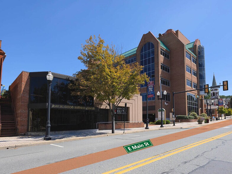 More Photos Of 114 E Main St, Ephrata Office For Lease