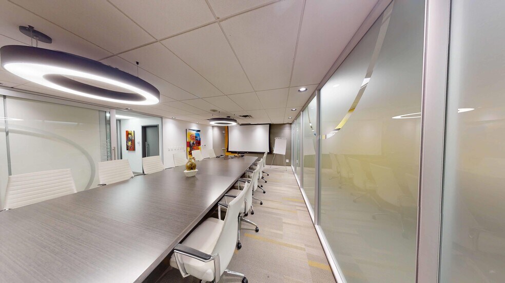 More Photos Of 1565 Willson Pl, Winnipeg Flex For Sale