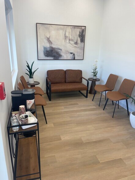 More Photos Of 8475 Lake Worth Rd, Lake Worth Medical For Sale