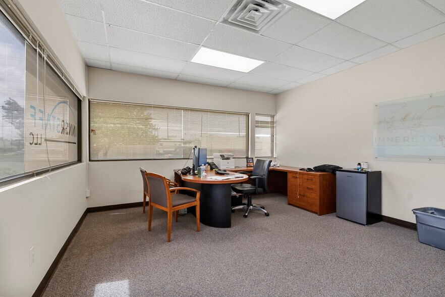 More Photos Of 25349-25351 Borough Park Dr, Spring Light Manufacturing For Sale