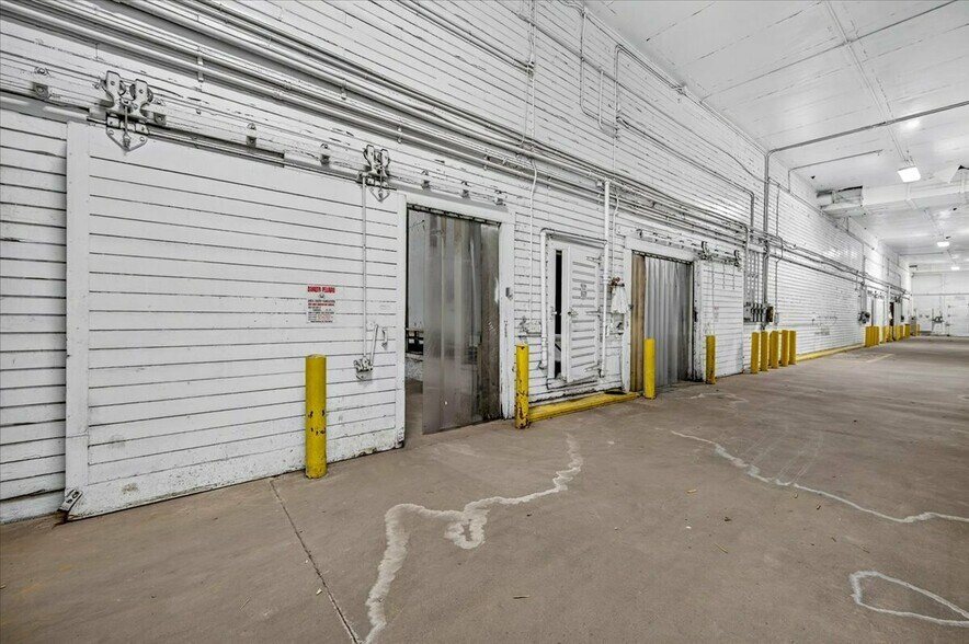 More Photos Of 23745 Avenue 112, Porterville Refrigeration Cold Storage For Sale