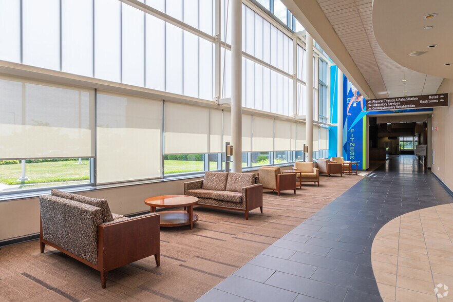 More Photos Of 239 Hurffville Crosskeys Rd, Sewell Medical For Lease