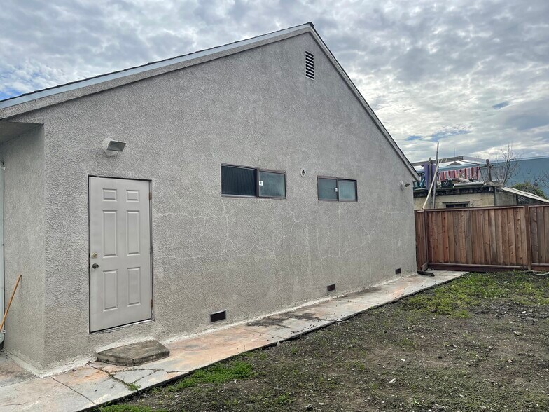 More Photos Of 2439 Adeline St, Oakland Religious Facility For Sale