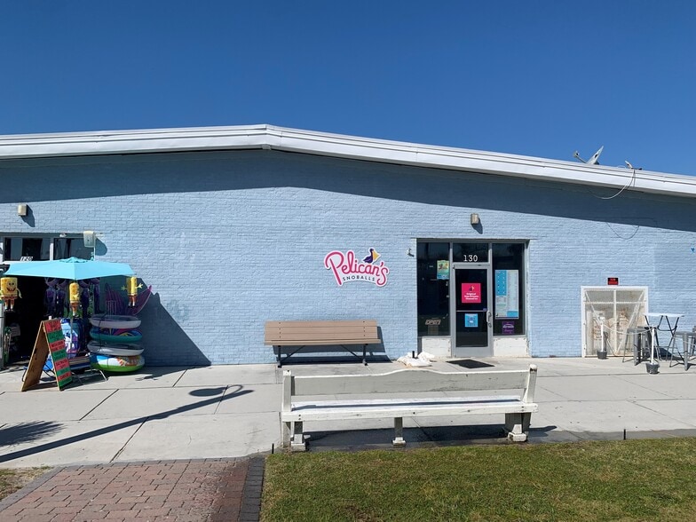 Primary Photo Of 11 Boardwalk, Carolina Beach General Retail For Lease