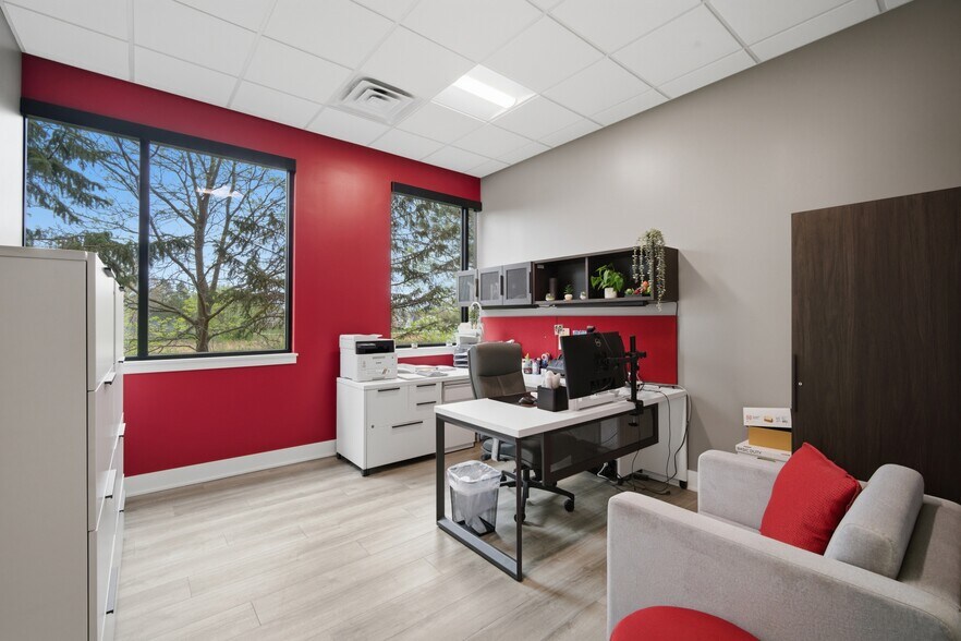 More Photos Of 795 Ela Rd, Lake Zurich Office For Lease