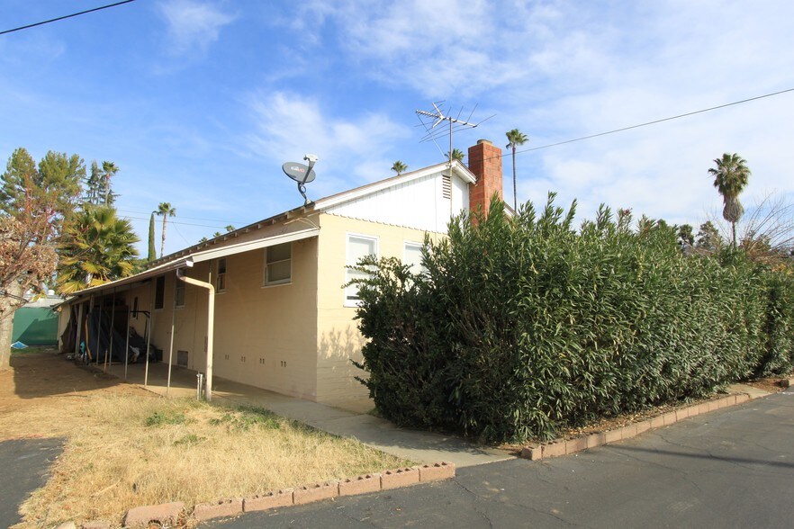 More Photos Of 12726 California St, Yucaipa Manufactured Housing Mobile Home Park For Sale