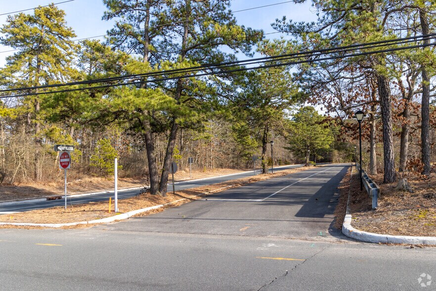 More Photos Of 2560 Route 37, Manchester Bank For Lease