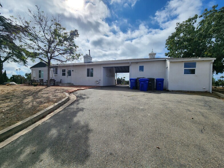 More Photos Of 1060 Crest View Rd, Vista Land For Sale