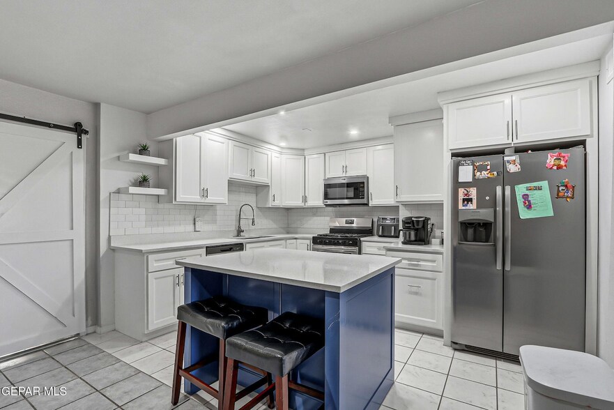More Photos Of 10540 Socorro Rd, Socorro Specialty For Sale