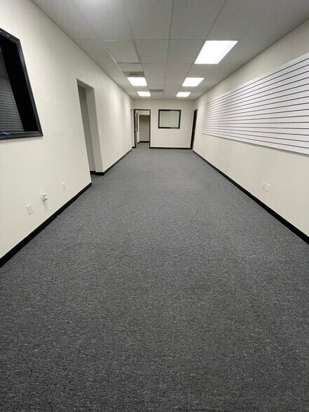 More Photos Of 1976 W Holt Ave, Pomona Warehouse For Lease