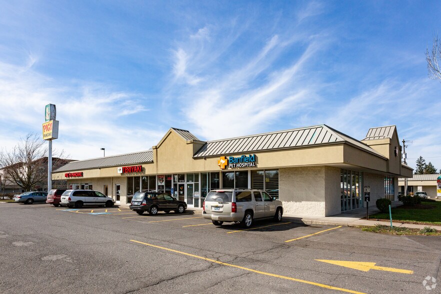 More Photos Of 11930 NE Glisan St, Portland Unknown For Lease