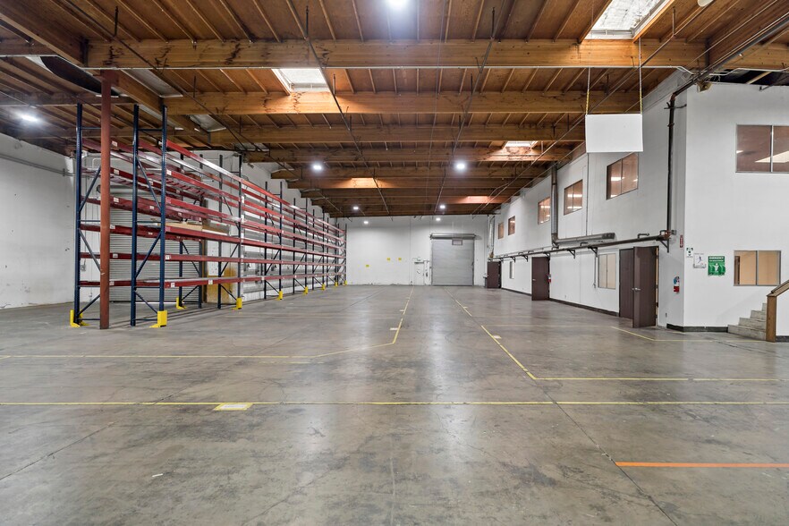 More Photos Of 1461 S Balboa Ave, Ontario Warehouse For Lease