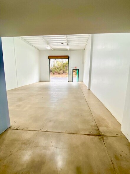 More Photos Of 7574 Trade St, San Diego Research And Development For Lease