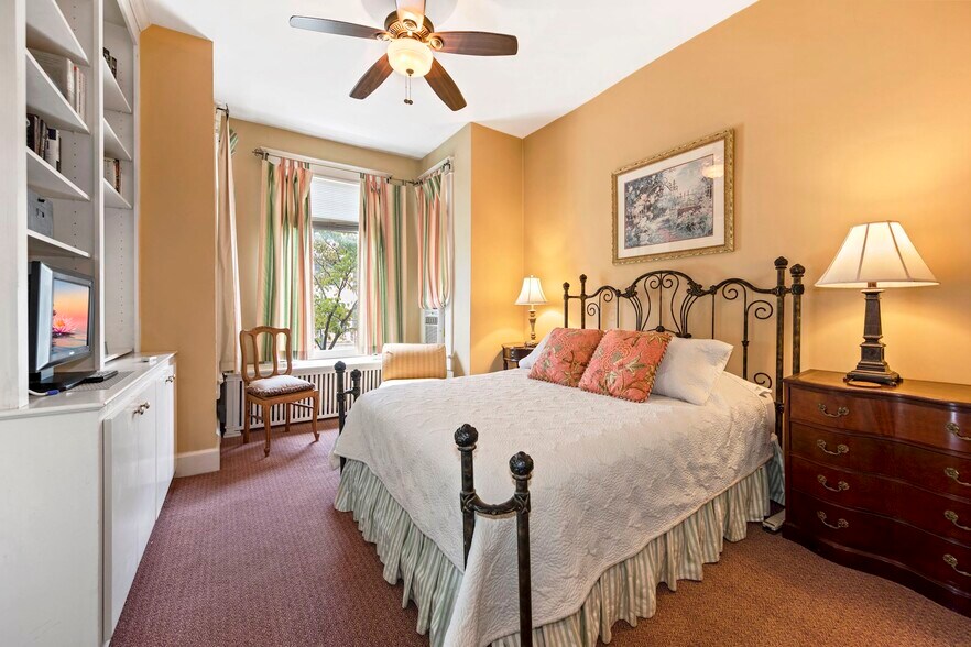 More Photos Of 1755 18th St Nw, Washington Apartments For Sale