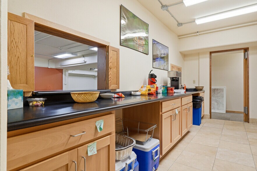 More Photos Of 123 Durbin St, Casper Office For Sale