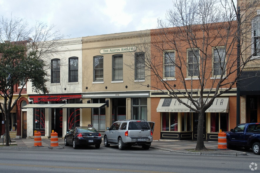 Primary Photo Of 314 Congress Ave, Austin Storefront Retail Office For Lease