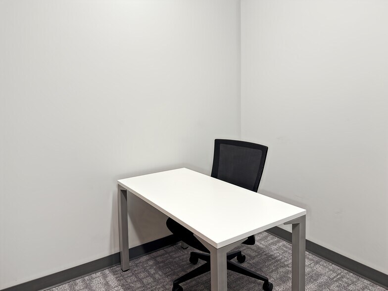 More Photos Of 9000 W Chester St, Milwaukee Coworking Space