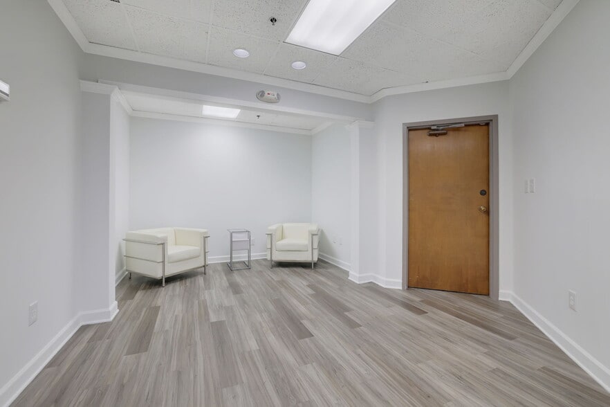 More Photos Of 3469 Lawrenceville Hwy, Tucker Office For Lease