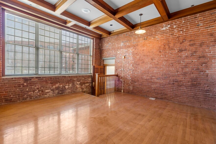 More Photos Of 495 Blake St, New Haven Office For Lease