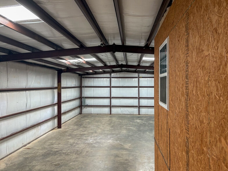 More Photos Of 725 Cardinal Cir, Summerdale Industrial For Lease