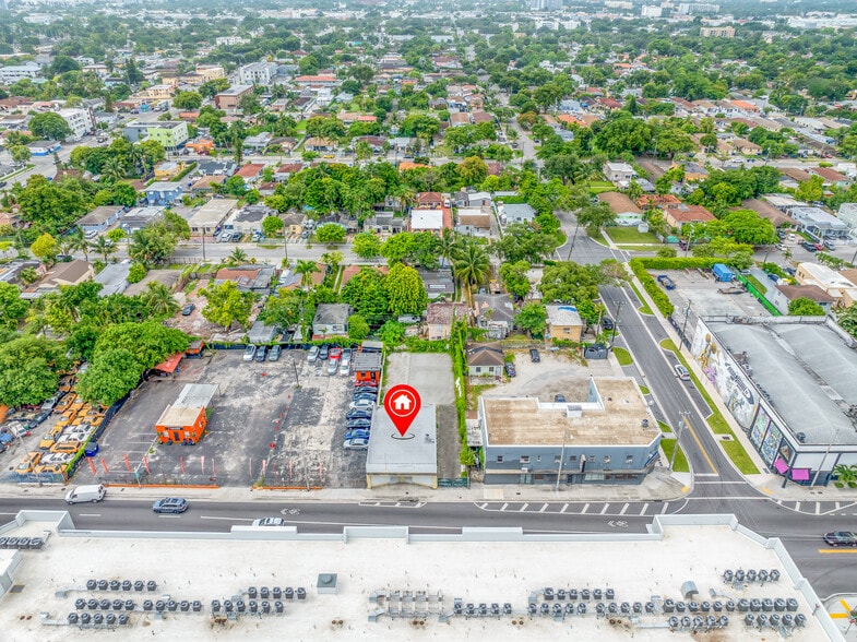 More Photos Of 2284-2286 NW 36th St, Miami Freestanding For Lease