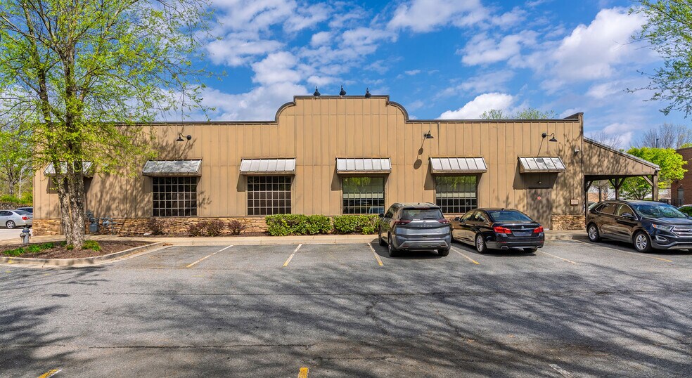 More Photos Of 5580 Windward Pky, Alpharetta Restaurant For Lease