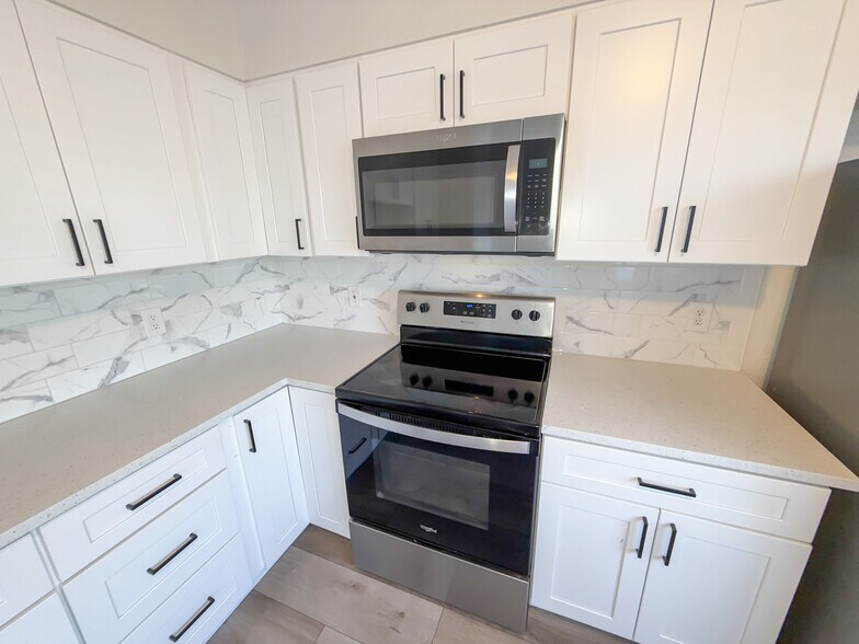 More Photos Of 126 E 1st North St, Mesquite Multifamily For Sale