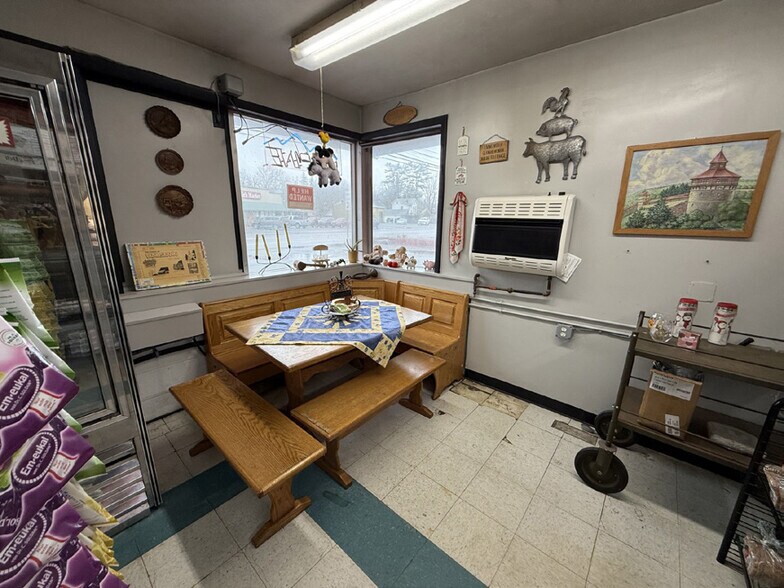 More Photos Of 57 New Jersey 94, Blairstown General Retail For Sale