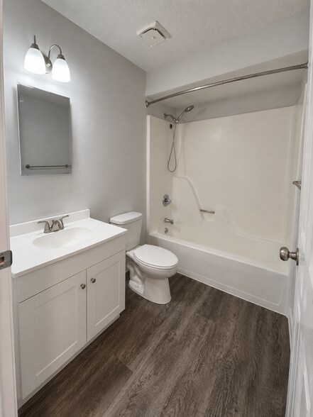 More Photos Of , Washington Multifamily For Sale