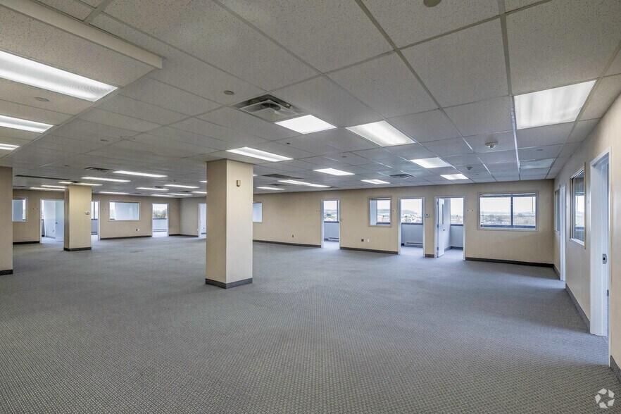 More Photos Of 475 Market St, Elmwood Park Office For Lease