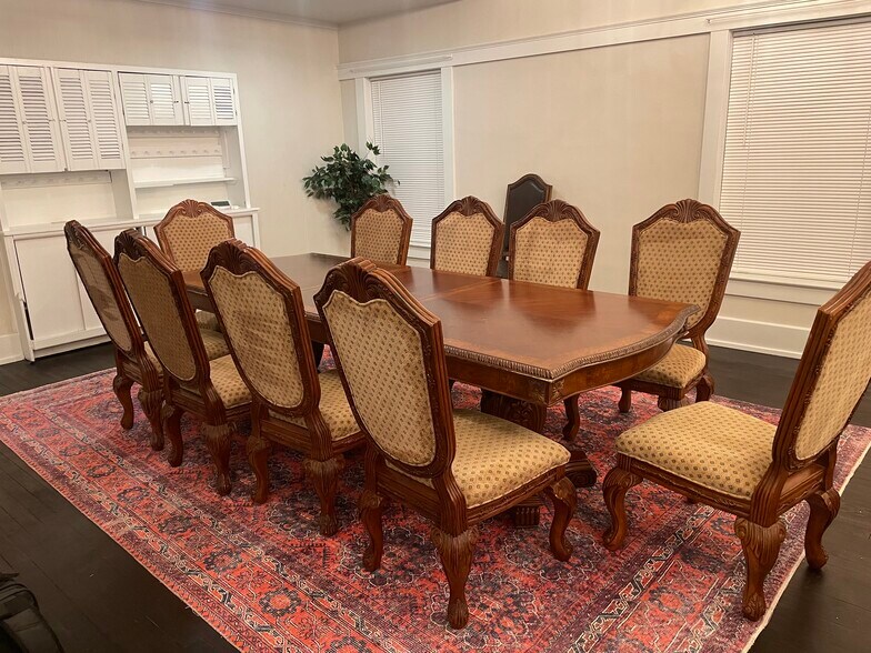 More Photos Of 9718 Dixie Hwy, Louisville Freestanding For Sale