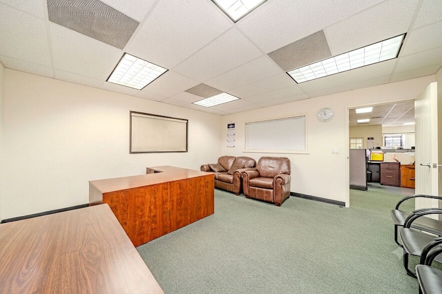 More Photos Of 381 Thor Pl, Brea Manufacturing For Lease