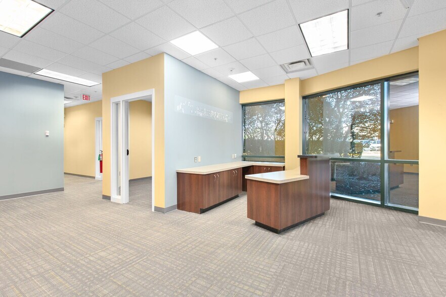 More Photos Of 10304 Spotsylvania Ave, Fredericksburg Office For Lease