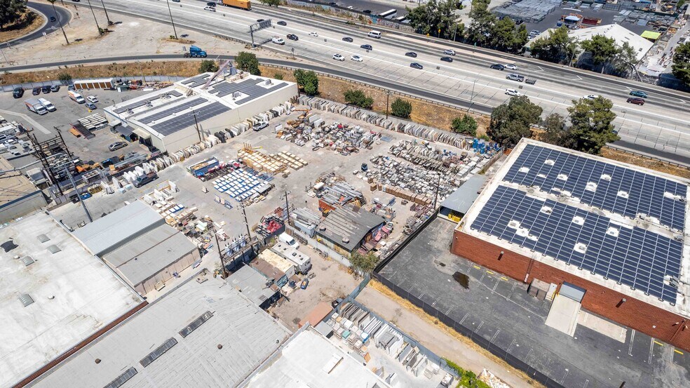 More Photos Of 8456 San Fernando Rd, Sun Valley Land For Lease