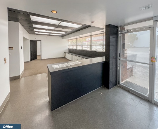 More Photos Of 5000 SE 25th Ave, Portland Warehouse For Lease